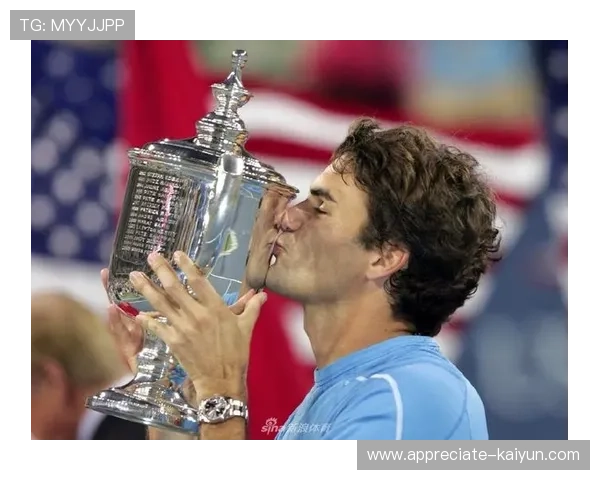 网球名将费德勒宣布退役后首次亮相 大满贯冠军之路回顾与展望