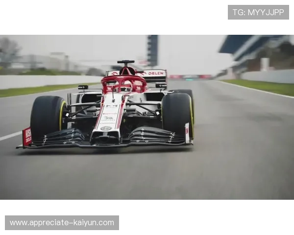 F1赛场风云再起车队策略博弈升级新赛季冠军之争愈发白热化