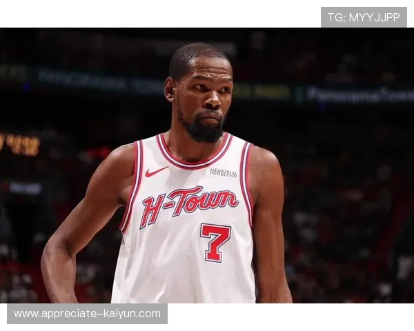 勇士队三巨头再度合体夺冠前景展望 杜兰特是否回归成关键