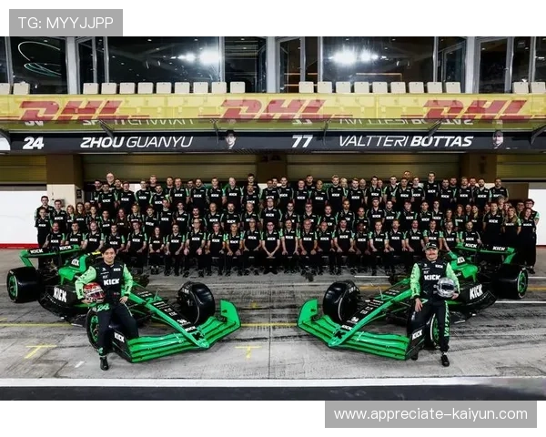 F1赛季最新动态解析各车队实力变化与明星车手表现趋势