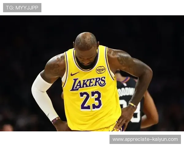 湖人险胜勇士詹姆斯高光表现引领球队连胜势头